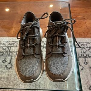 Sorel Women’s winter sneaker boot